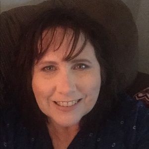 Meet your Posher, Angie